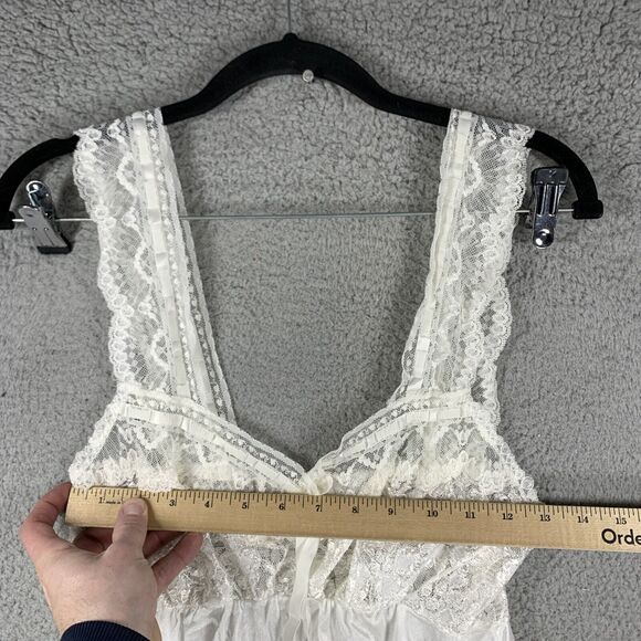 Vintage PANDORA Lingerie by Chic White Sheer Lace Satin Nightie Dress Medium - Picture 2 of 9